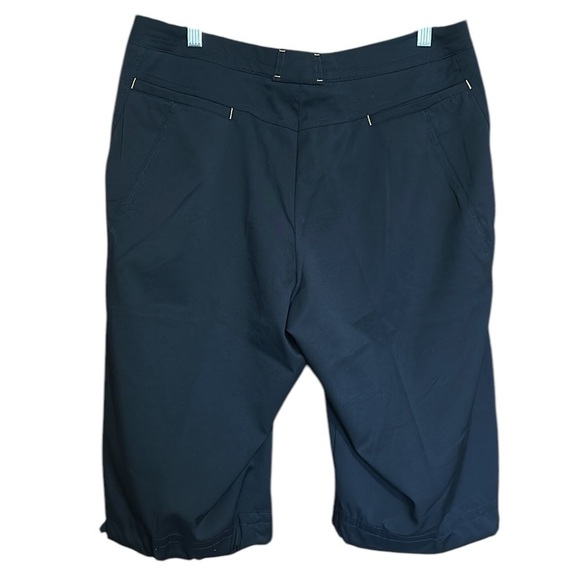 Tail Tech Golf Short Navy with Gold Zipper Pockets Size 12 - Picture 2 of 9